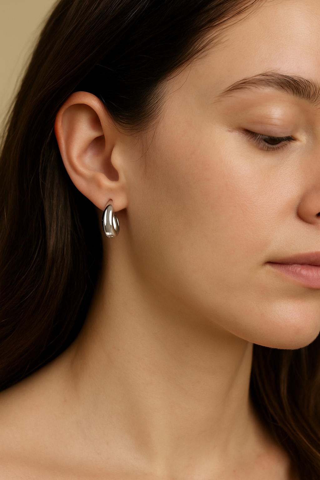 Luna Mini Hoops Czarina