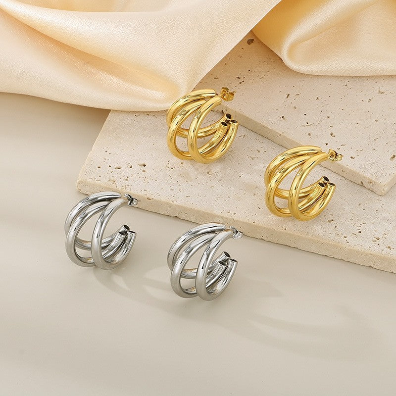 Modern Triple Hoops Ohrringe Wasserfest