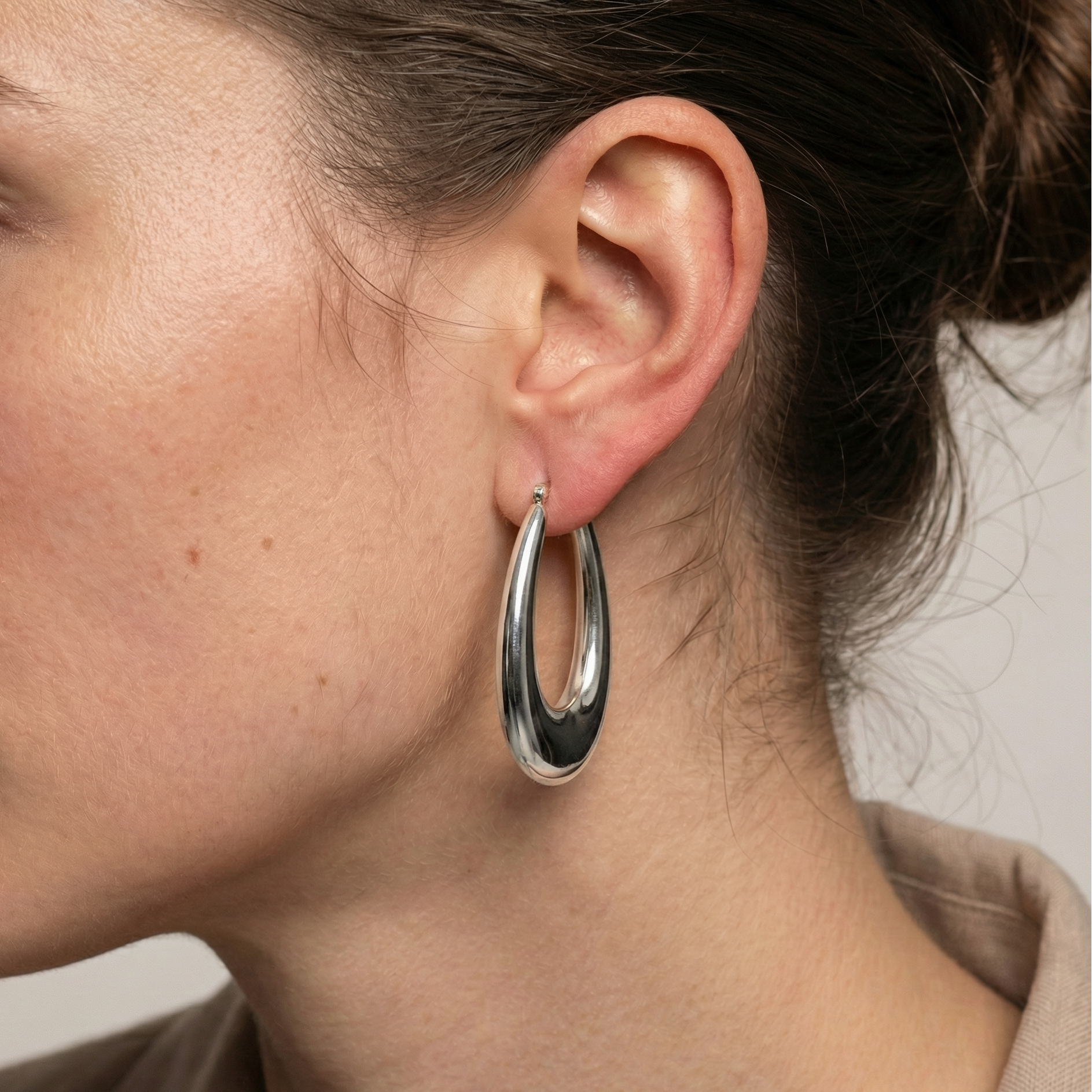 Amara Drop Hoops Ohrringe Czarina