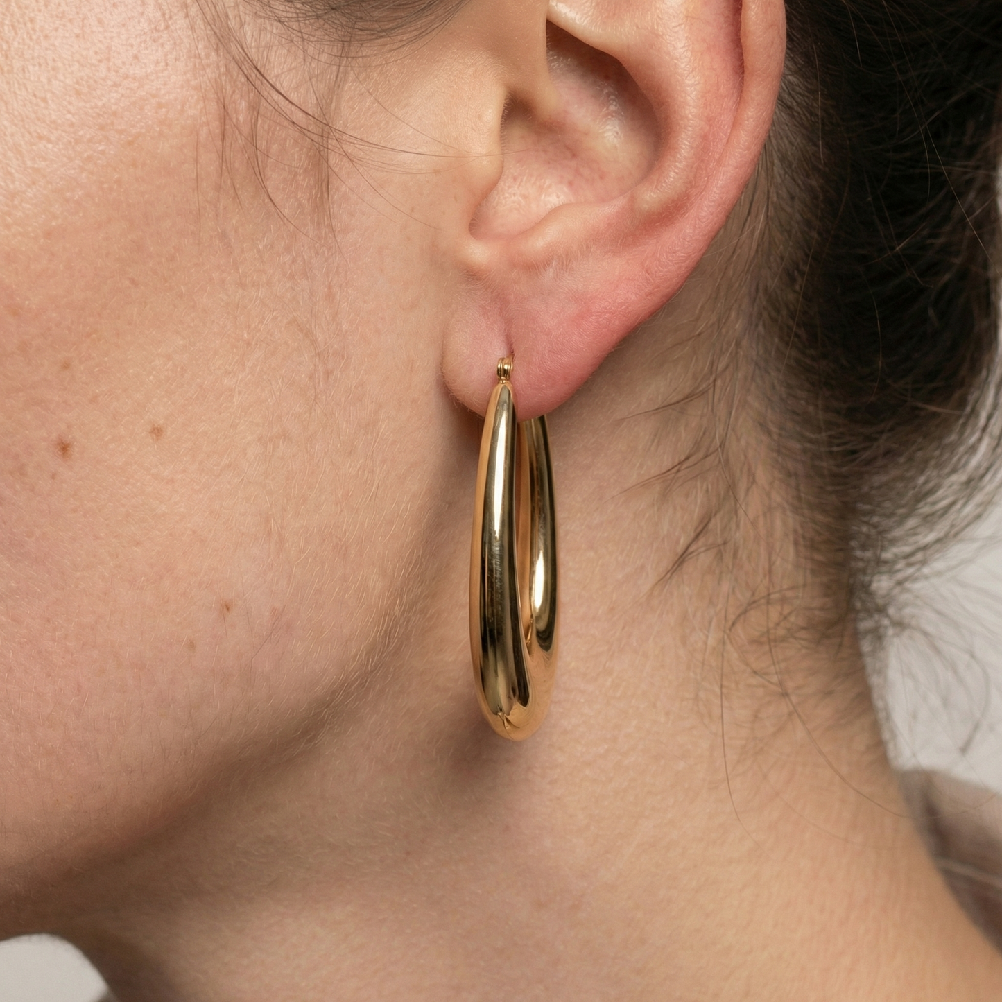 Amara Drop Hoops Ohrringe Czarina