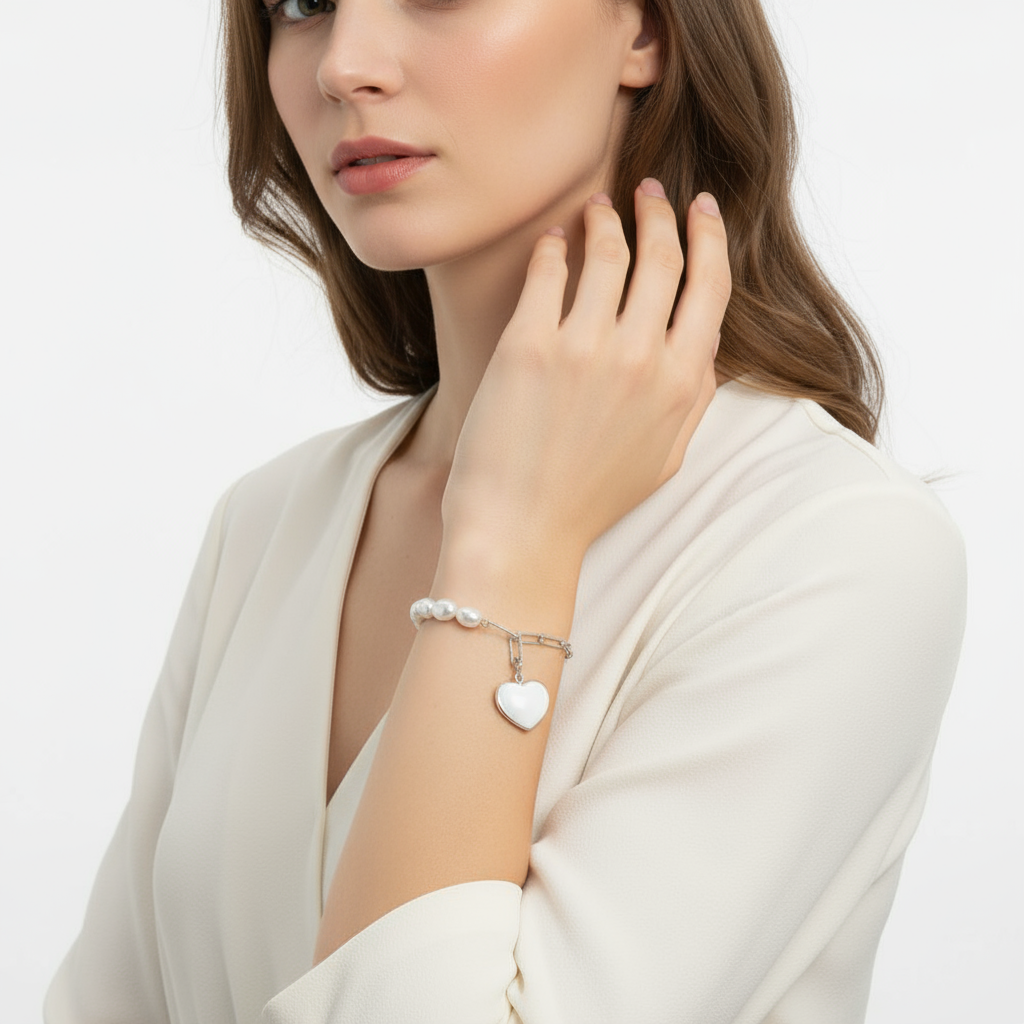 Léa Pearl Heart Armband Czarina