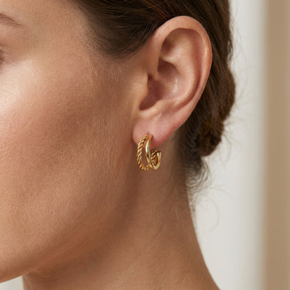 Twist & Shine Hoops Ohrringe Wasserfest