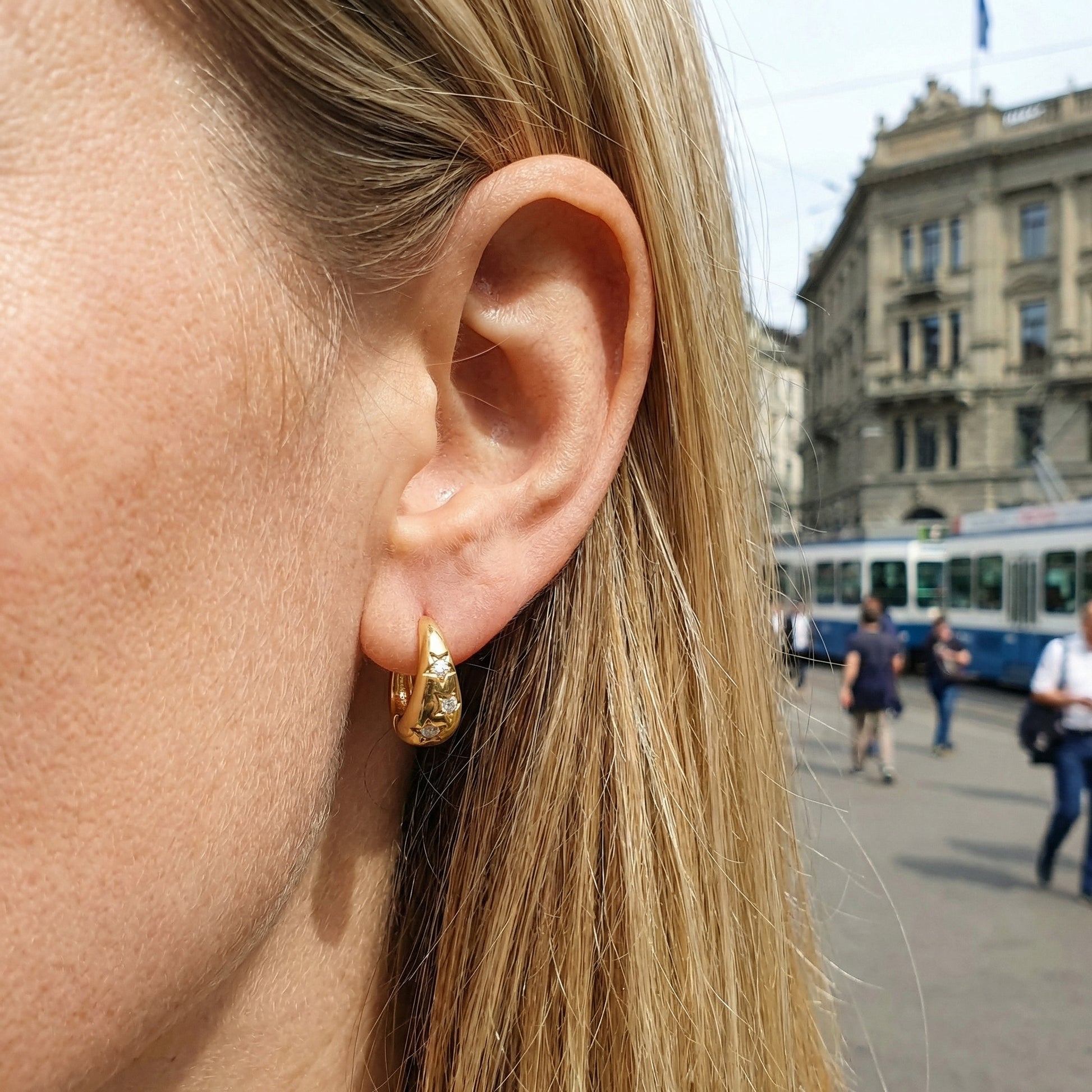 Cleo Star Hoops Ohrringe Wasserfest